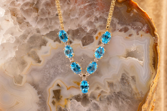 Vintage 14k Yellow Gold Oval Shape Swiss Blue Topaz and Diamond "V" Design Necklace 15 1/2 Inches