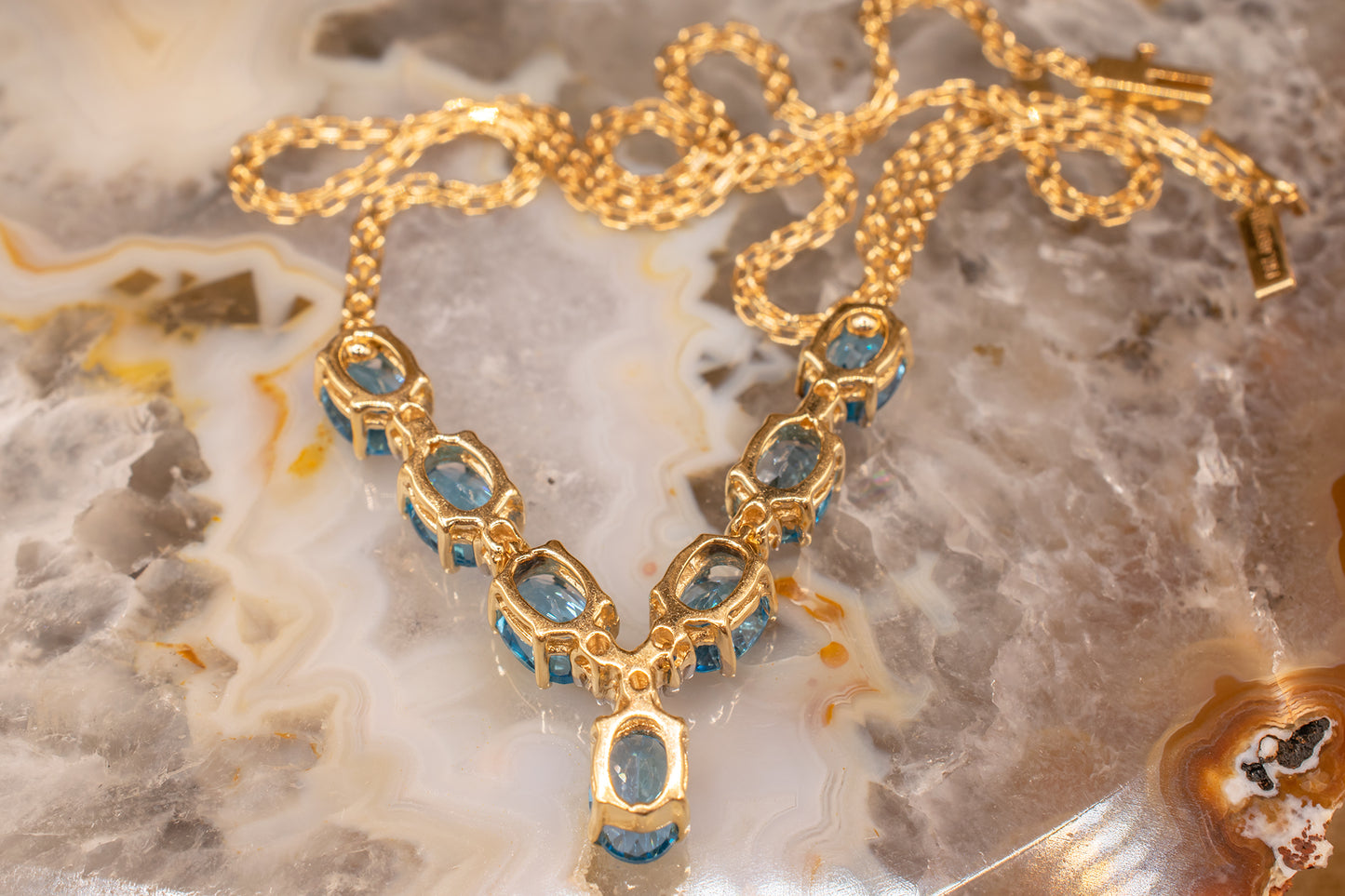 Vintage 14k Yellow Gold Oval Shape Swiss Blue Topaz and Diamond "V" Design Necklace 15 1/2 Inches