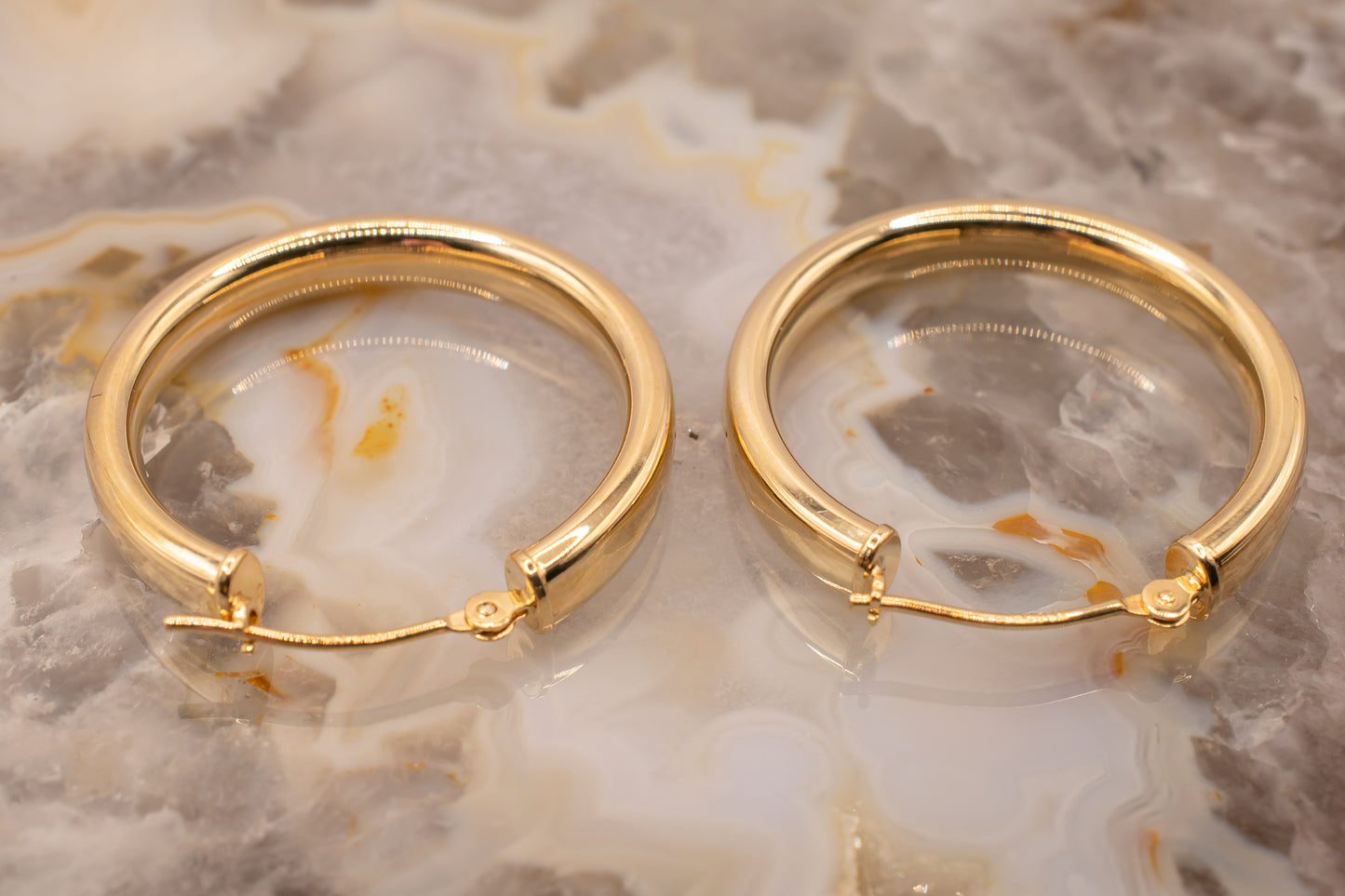 Vintage Estate 14k Yellow Gold High Polish 1 Inch Flat Edge Hoop Latch Back Earrings