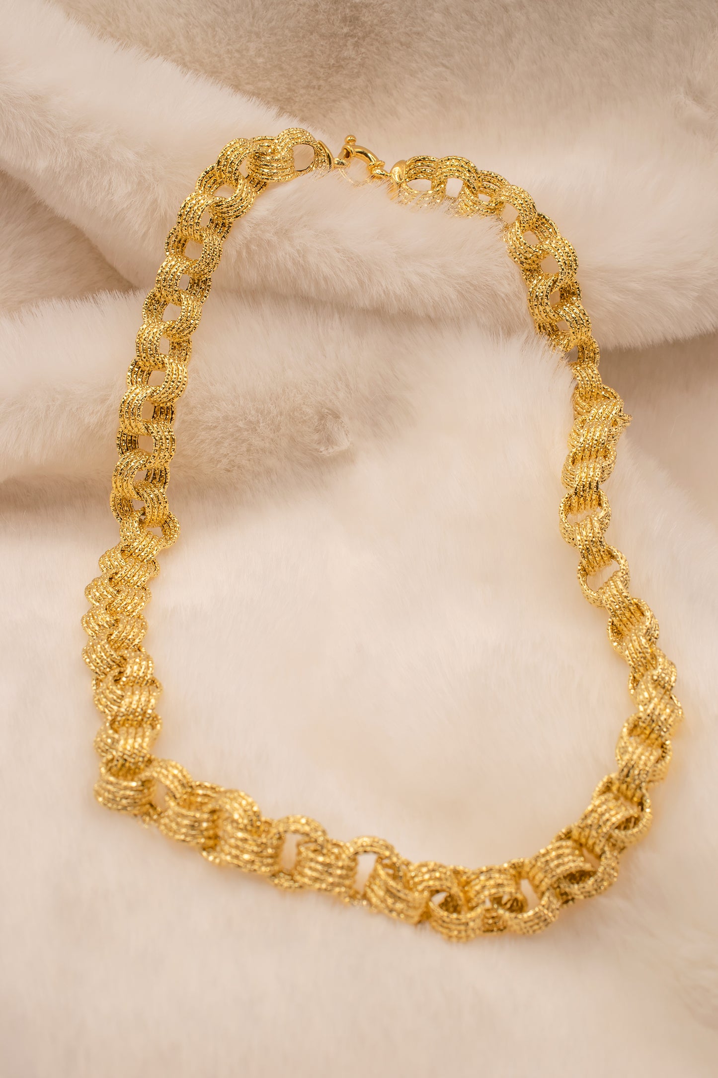 Vintage Estate Italian 14k Yellow Gold Round Interlocking Link Diamond Cut Finish Chain Necklace 19.5 Inches