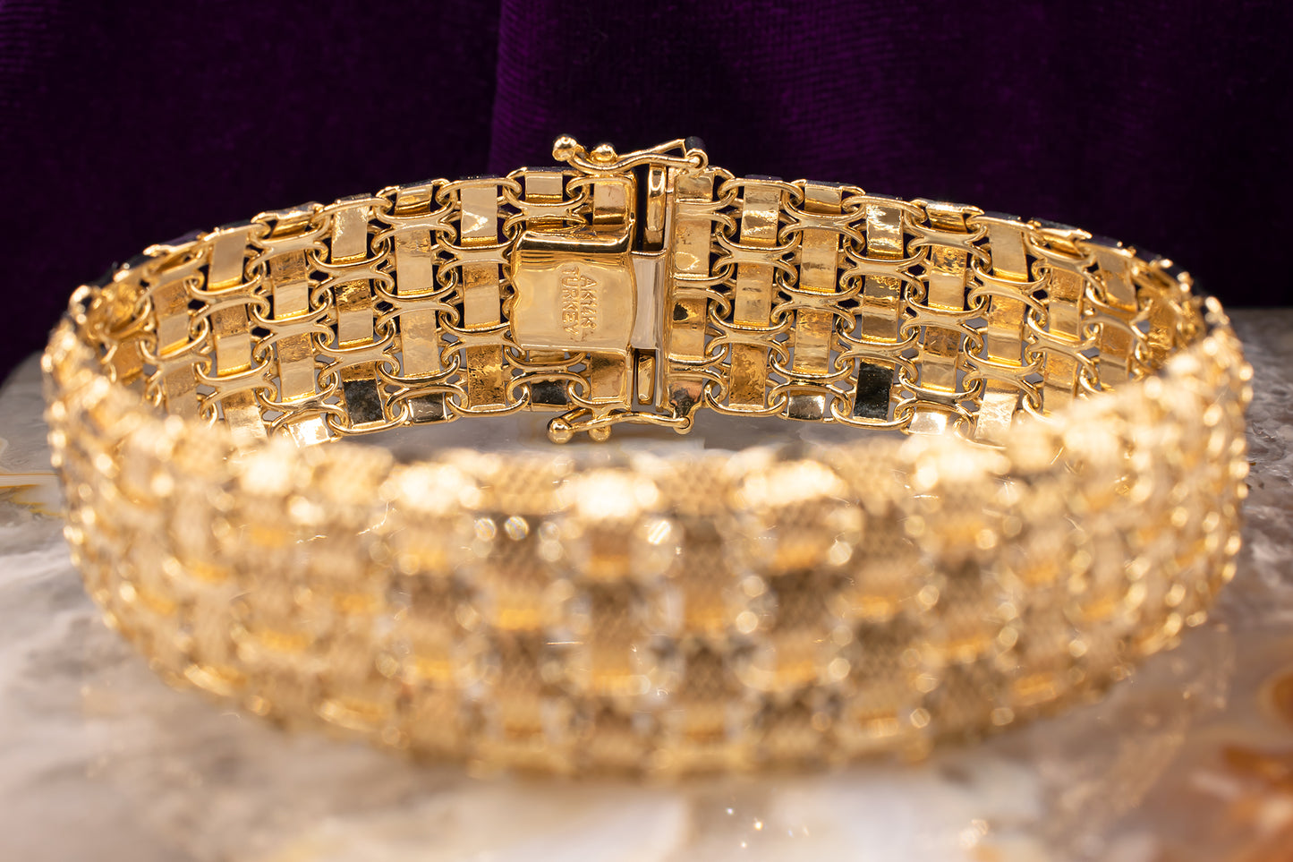 Vintage Estate Chunky 14k Yellow Gold Woven Bracelet with Lattice Design 7 Inches