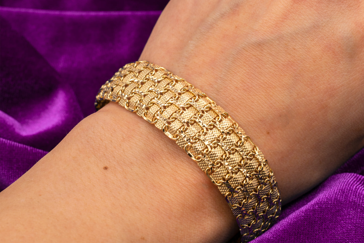 Vintage Estate Chunky 14k Yellow Gold Woven Bracelet with Lattice Design 7 Inches