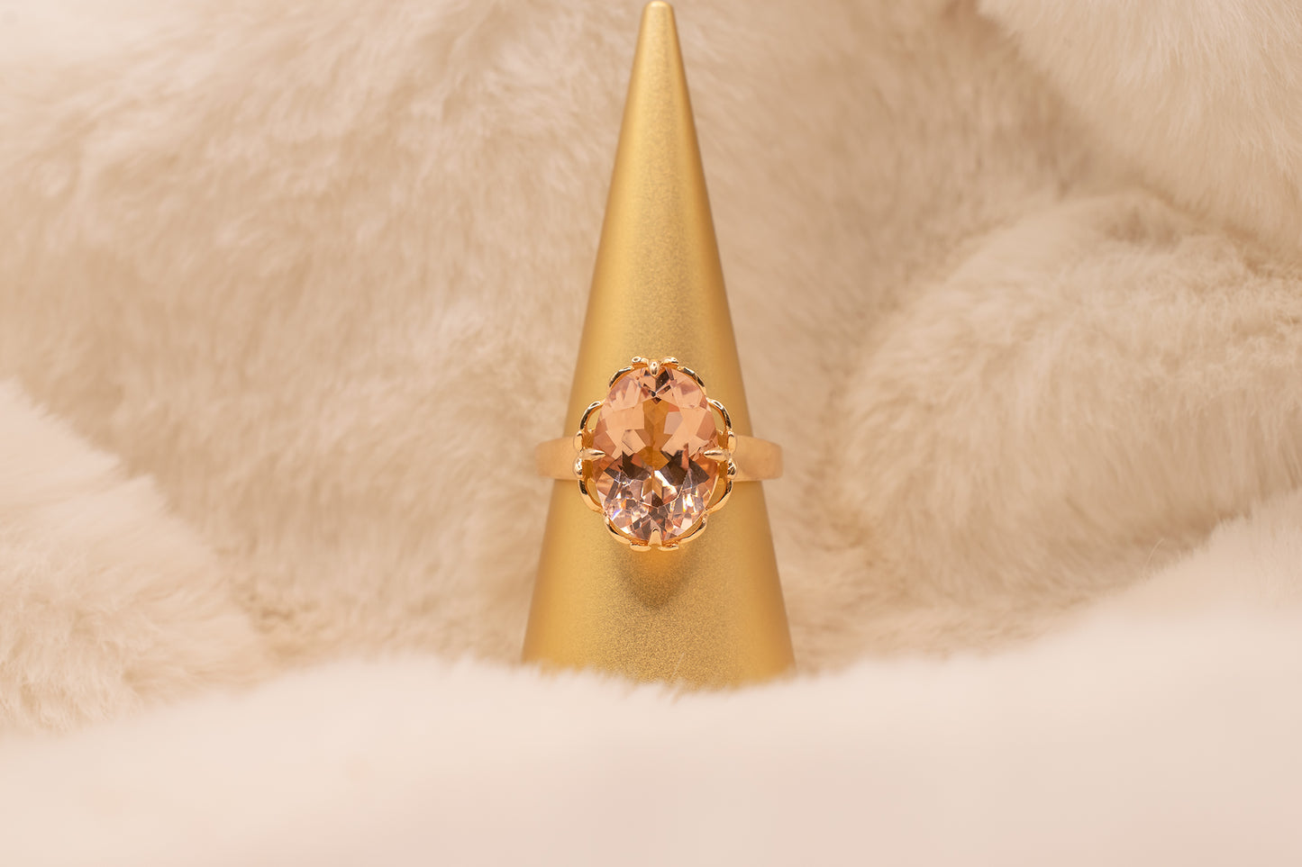 Estate 14K Rose Gold Oval Shaped 5.52 Carat Morganite Ring With Flower Motifs and Scalloped Design Size 8