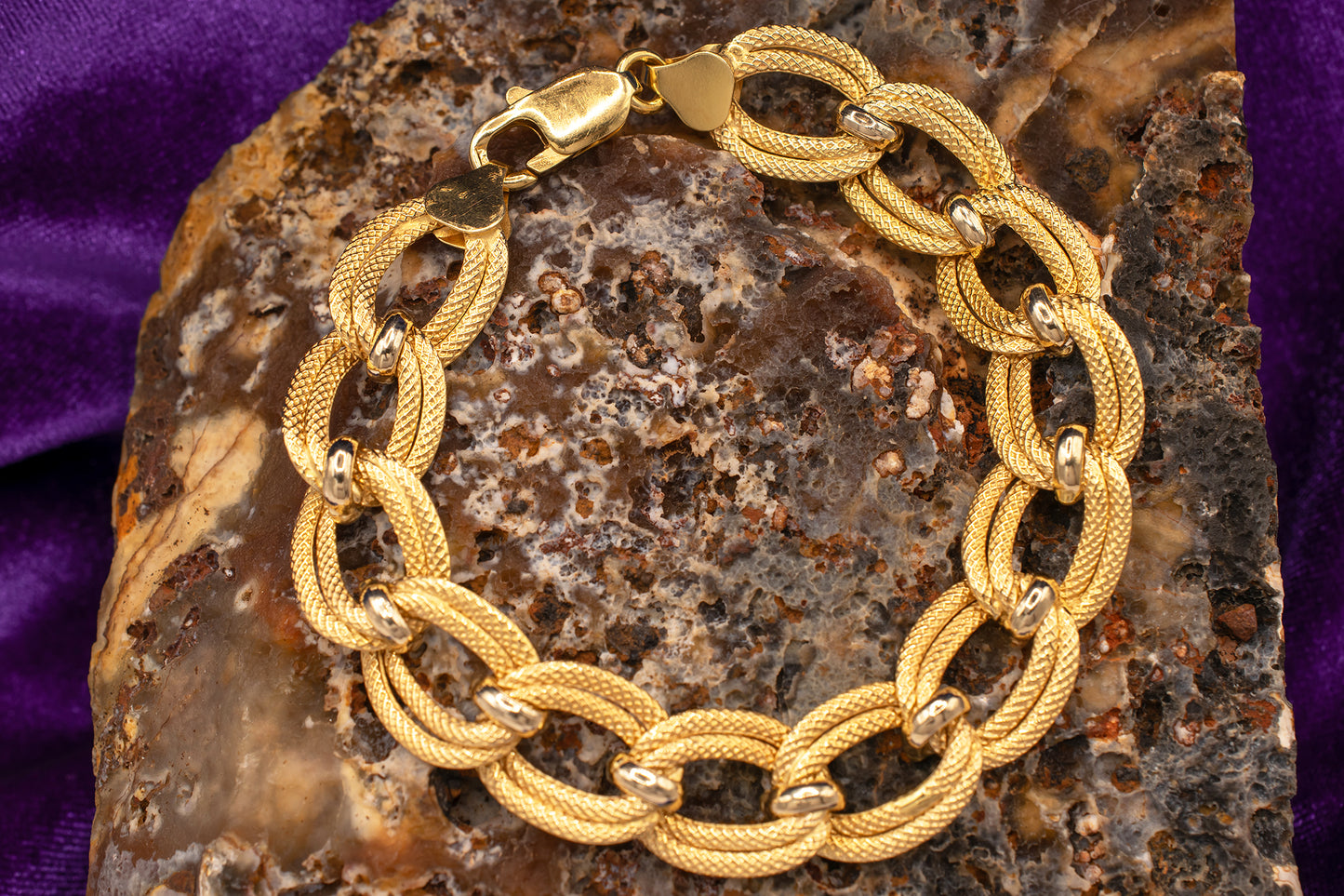 Vintage 18K Yellow Gold Lattice Cut Design Oval Link Bracelet 7 Inches