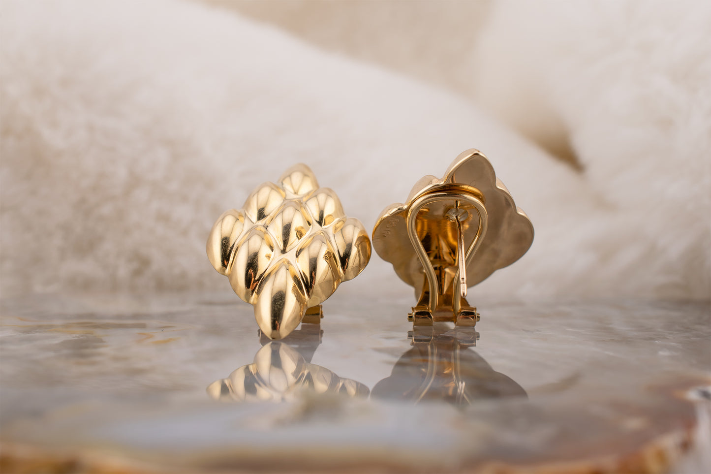 Vintage 14k Yellow Gold Diamond Shaped Lattice Design Puffy Omega Clip Backs Statement Earring