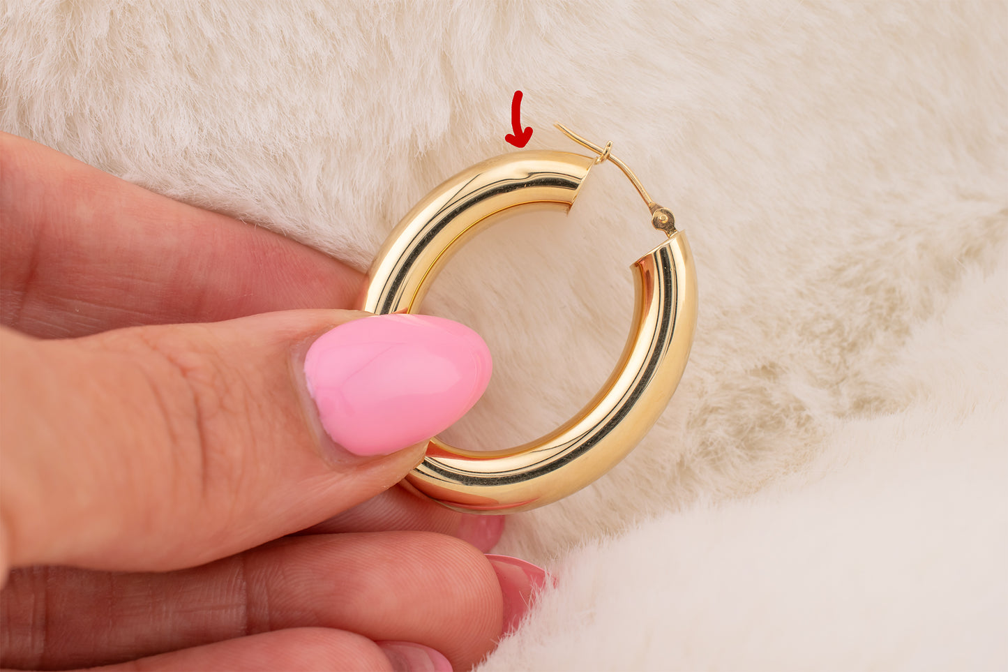 Vintage Estate 14K Yellow Gold Thick Oval Latch back Hoop Earrings 1 inch Drop