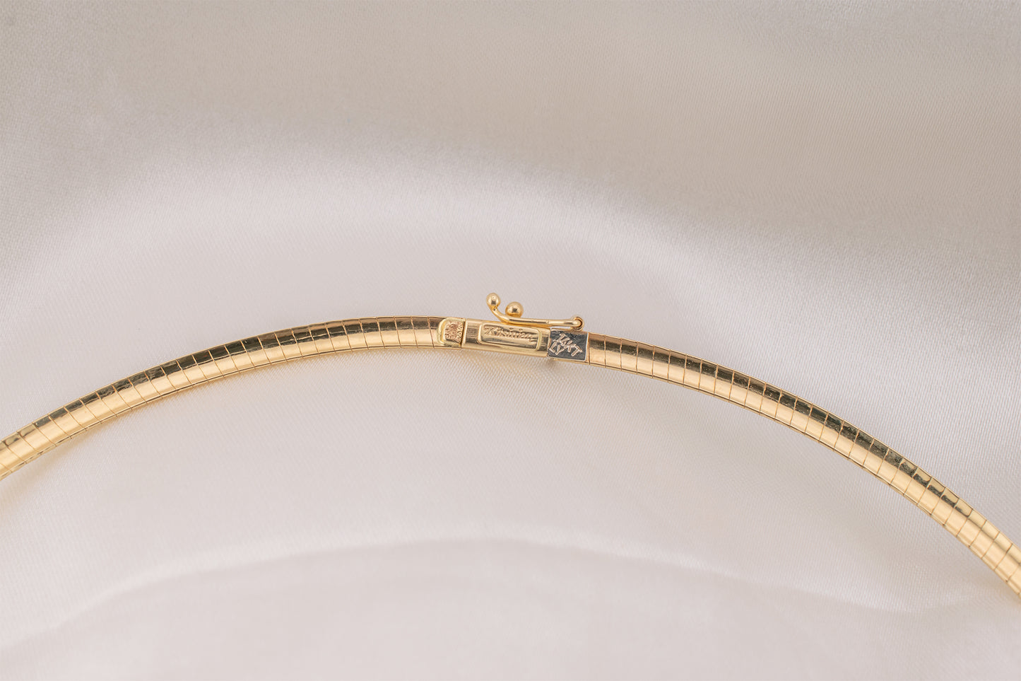 Vintage 14k Yellow Gold 3mm Omega Necklace 17 Inches