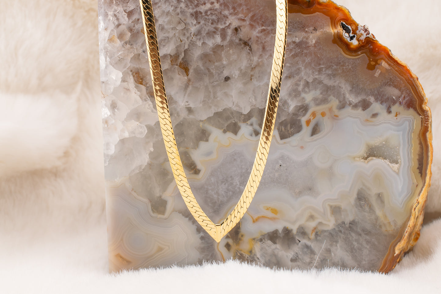 Circa 1980s Vintage 14 Karat Yellow Gold V Herringbone Necklace, Chain, 15.5 Inches 3.2mm