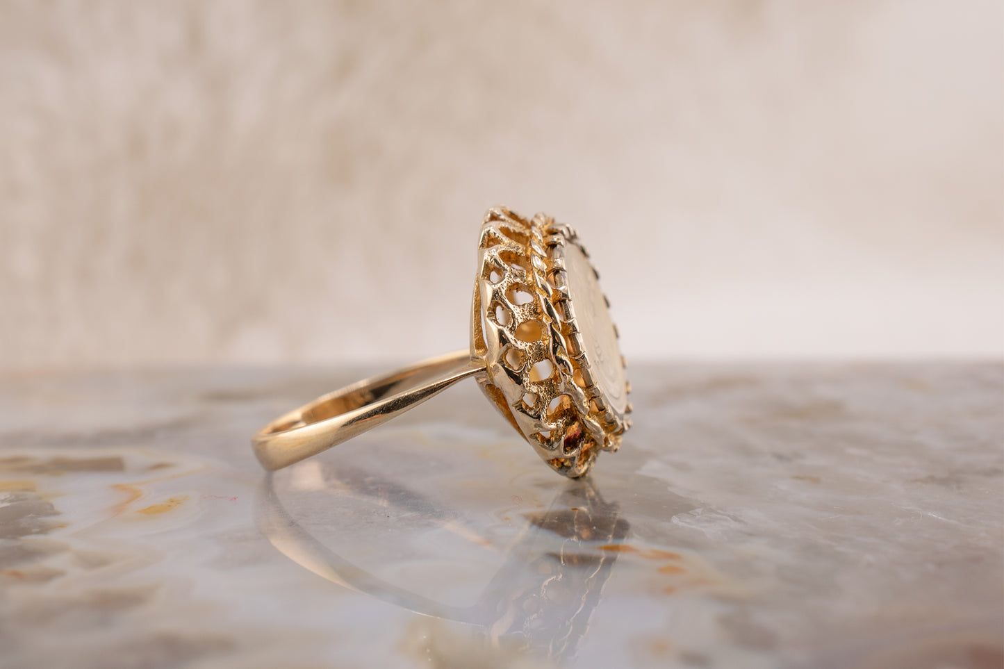 Circa 1980s Vintage 14 Karat Yellow Gold Astrological Cancer Zodiac Signet Sign Ring Size 7