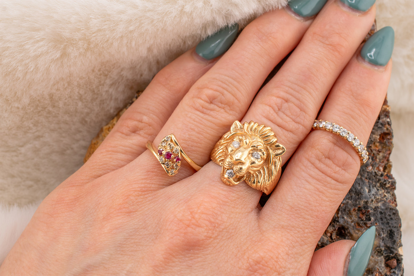 Circa 1980s Vintage 14 Karat Yellow Gold 0.08 Carat Diamond and 0.10 Carat Natural Ruby Navette Shaped Design Ring Size 4 3/4