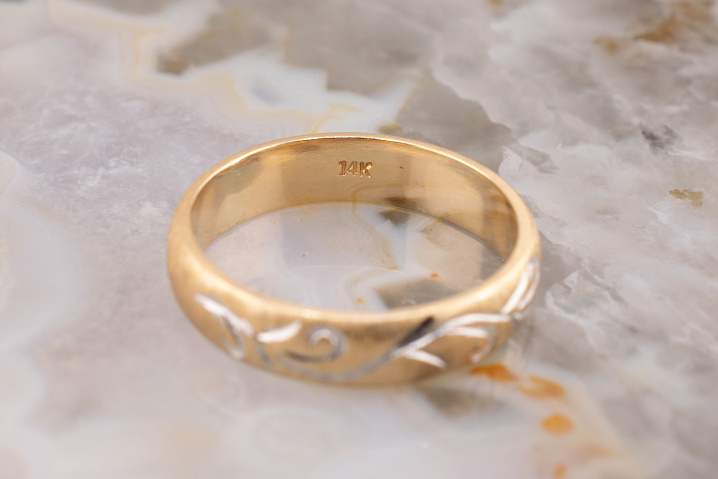 Circa 1990s Minimalist Vintage Two Tone Yellow Gold Satin Brushed Finish Band with White Gold Hand Carved Scroll Design Size 5.75 4.1mm
