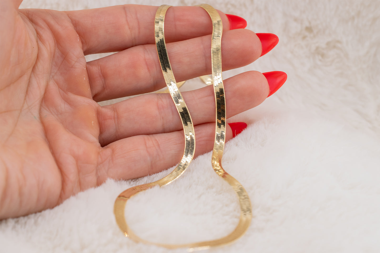 Unisex Vintage Estate 10 Karat Yellow Gold 3.8mm Herringbone Chain 18 Inches