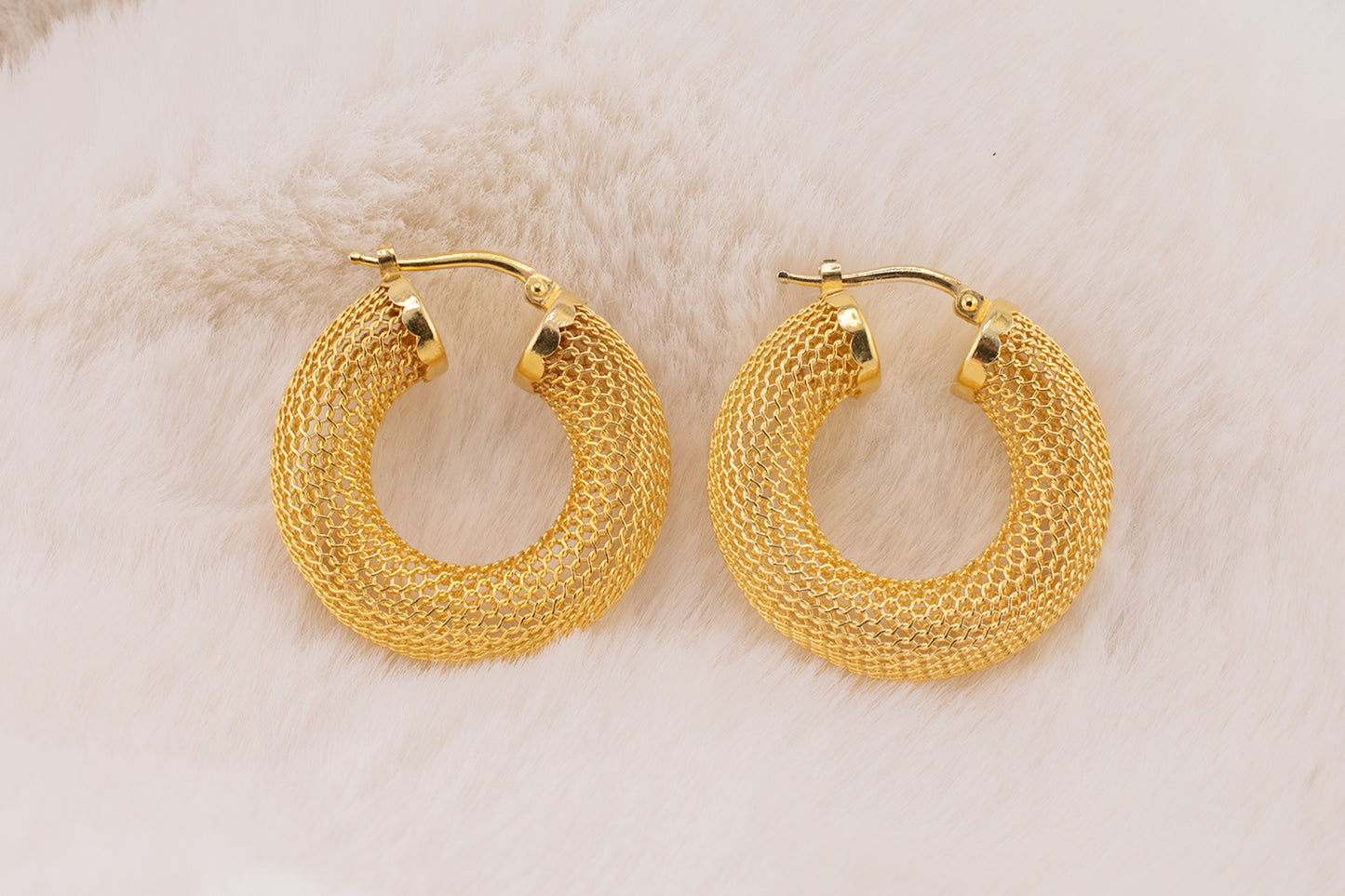 Circa Early 2000s Vintage 14 Karat Yellow Gold Thick Mesh Contemporary Style Hoop Earrings 7.1mm Wide