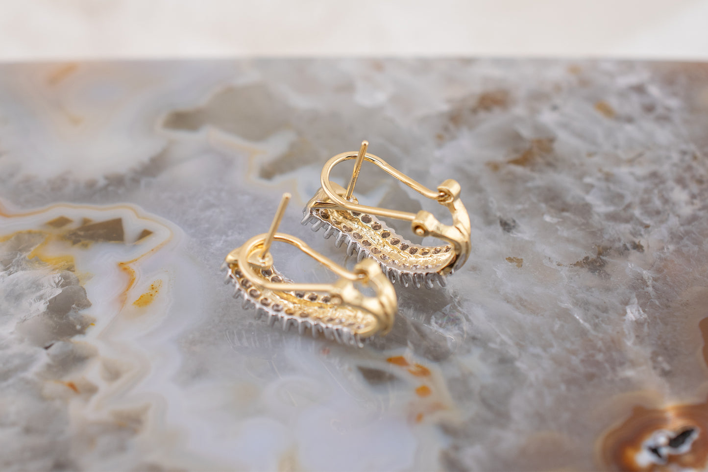 Circa 1980s Vintage 14 Karat Yellow Gold Natural Round Brilliant Diamond Earrings 0.50 Carats