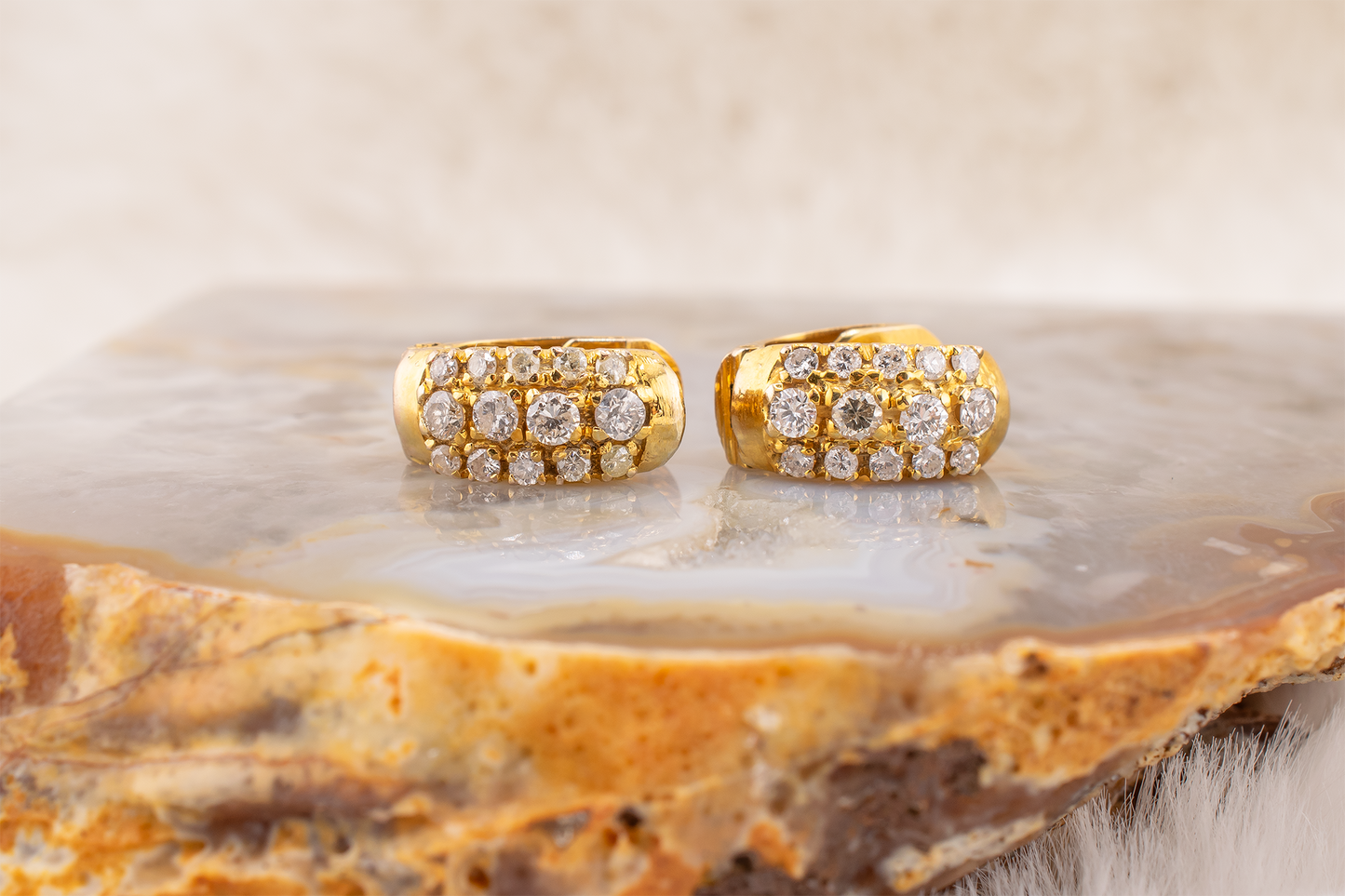 Vintage 1980s Custom-Made 14 Karat Yellow Gold Diamond Huggie Earrings Natural Round Brilliant Cut Diamonds, 0.96 Carat