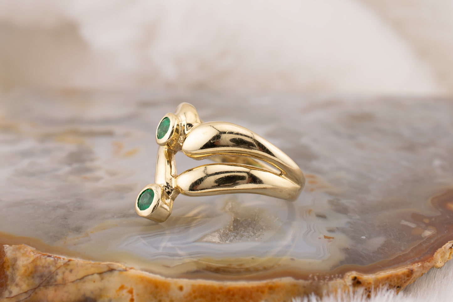 Vintage 14 Karat Yellow Gold 0.24 CTW Round Natural Emerald Abstract Ring Size 7.75