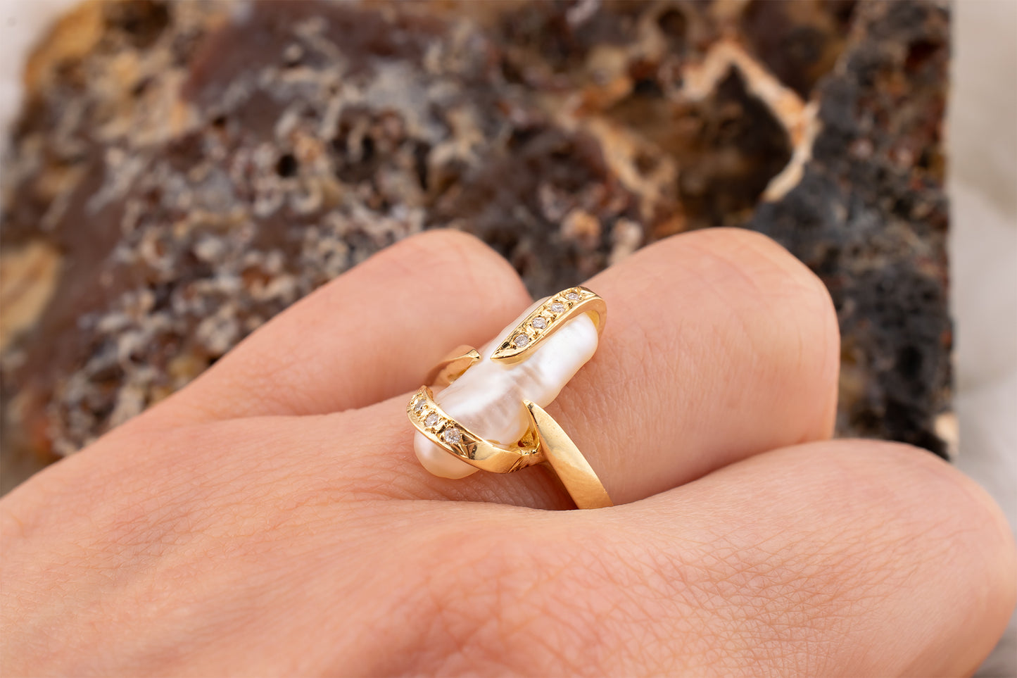Vintage Estate 14 Karat Yellow Gold Baroque Pearl & Diamond Ring Size 5.75