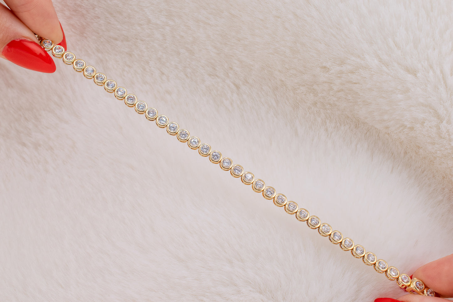 Dazzling Vintage 10 Karat Yellow Gold Bezel Set Cubic Zirconia Tennis Bracelet 6.75 Inches 4.7 mm