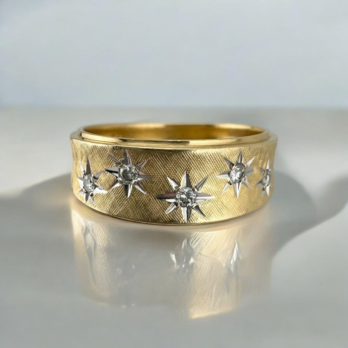 Vintage Mid-Century Retro 1966 14 Karat Yellow Gold Starburst Diamond Ring 0.12 CTW