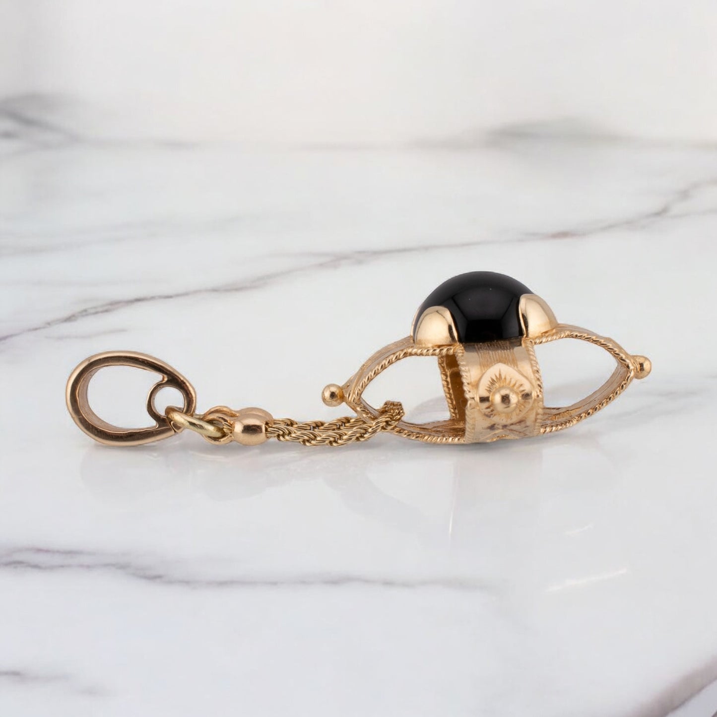Vintage Italian 14 Karat Yellow Gold Black Onyx Ornate Pendant