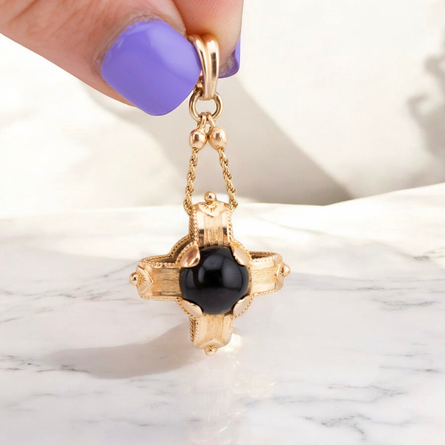 Vintage Italian 14 Karat Yellow Gold Black Onyx Ornate Pendant