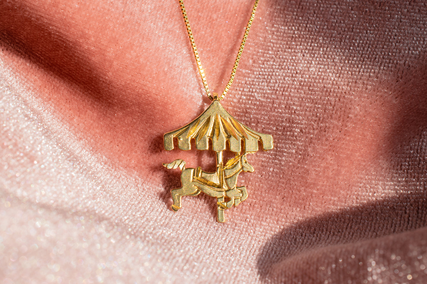 Vintage 14k Yellow Gold Carousel Horse Necklace
