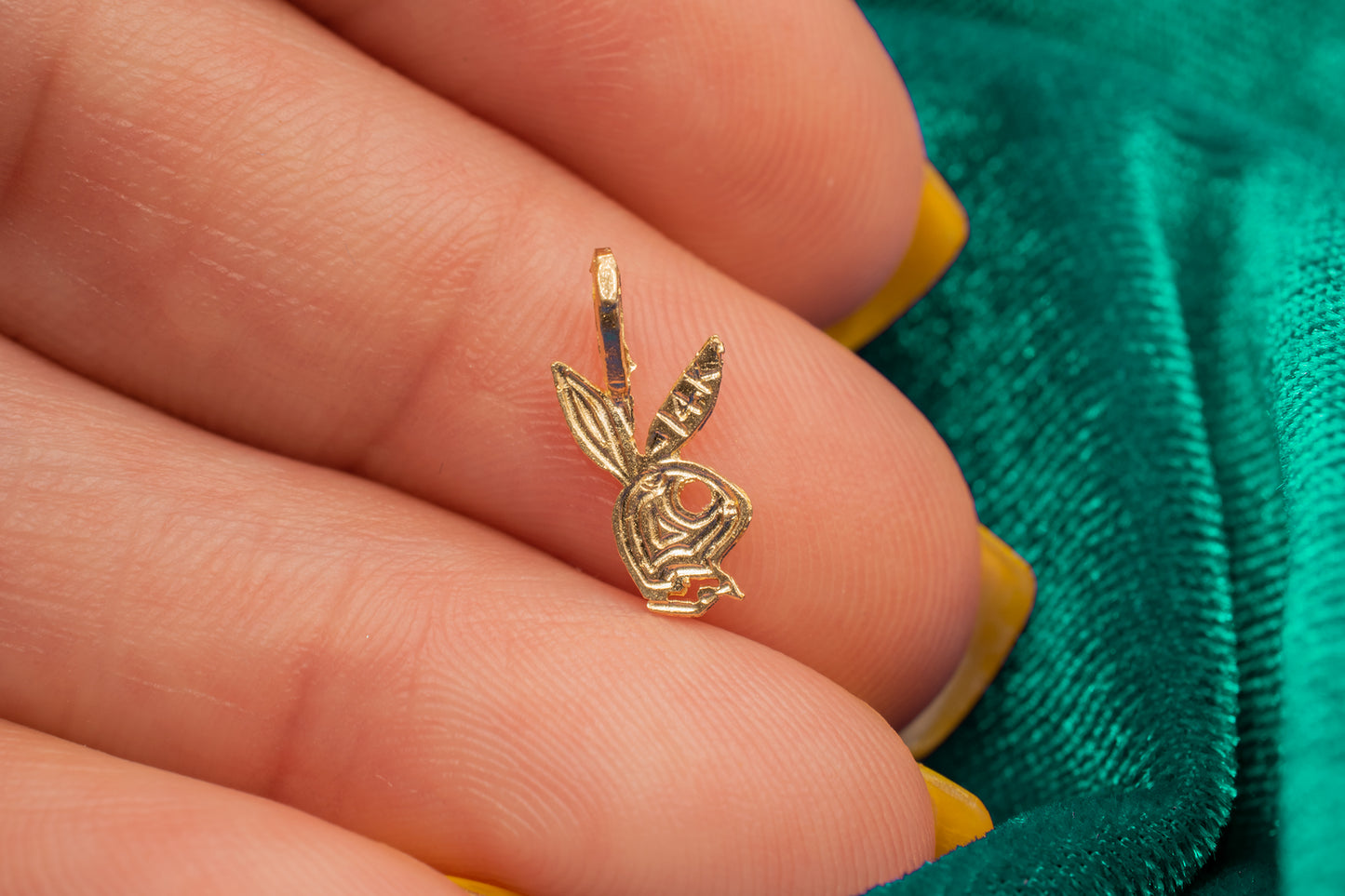 Vintage 14k Playboy Bunny Charm