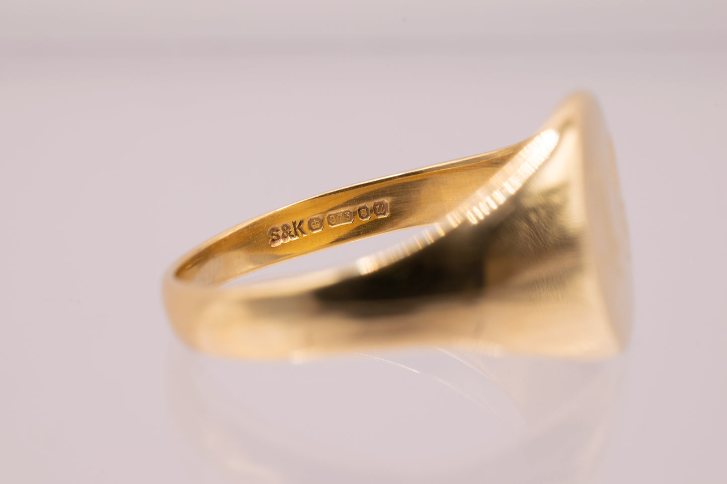 Vintage 9k Signet Ring