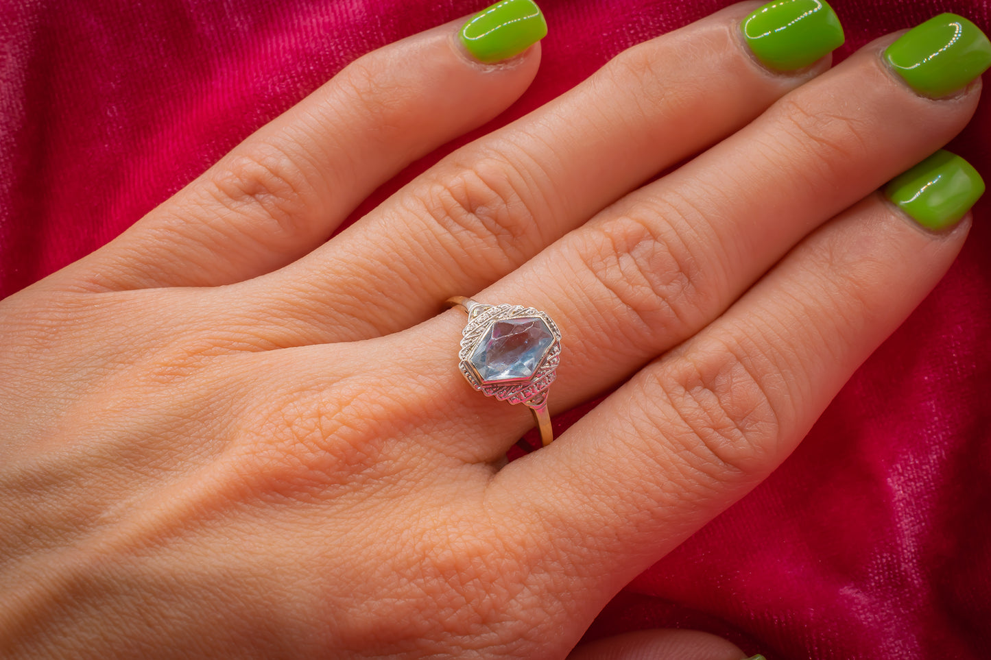 Antique 14k Aquamarine Ring