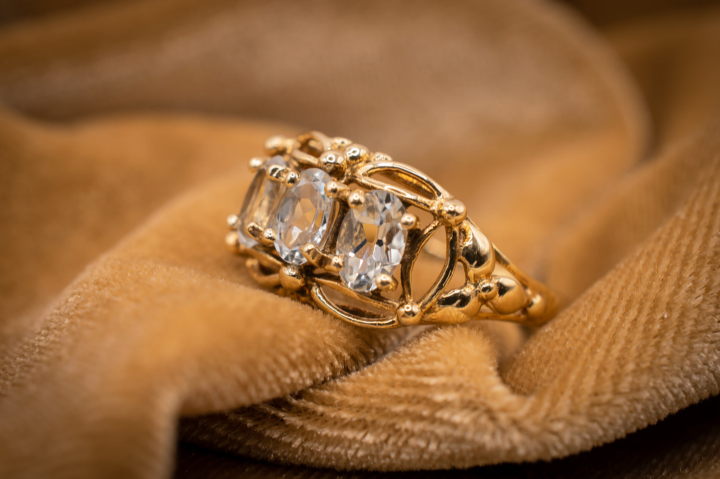 Vintage 9k Aquamarine Ring