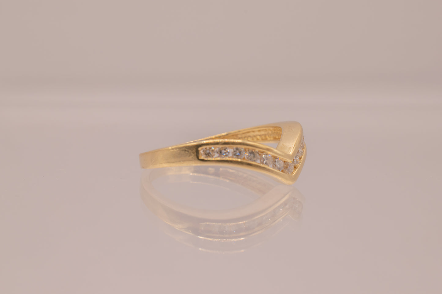 Vintage 14k Chevron Diamond Ring
