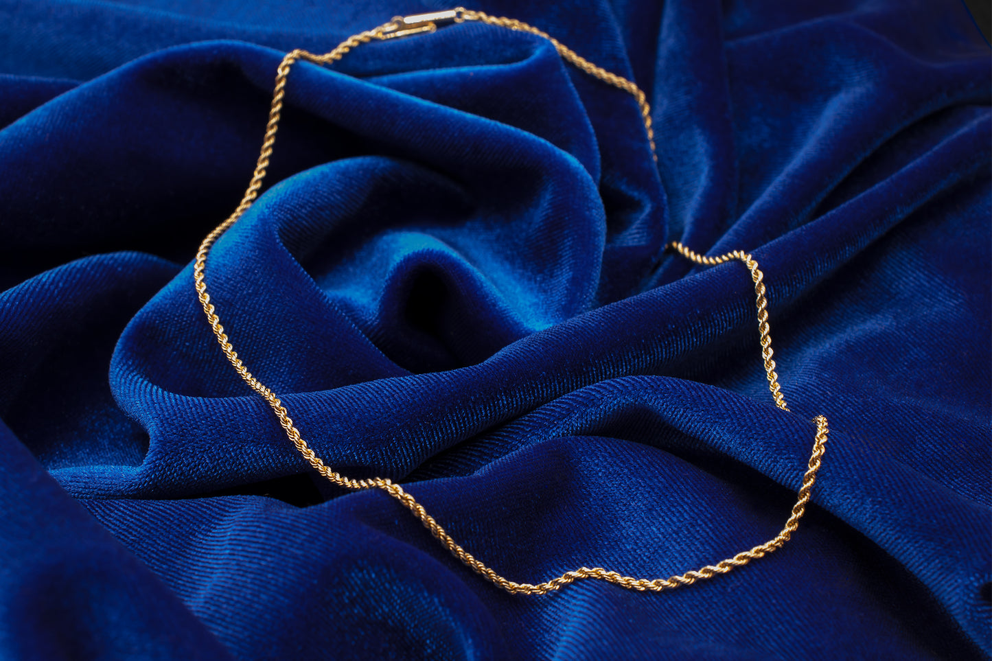 Vintage 14k Yellow Gold Choker Style Rope Chain