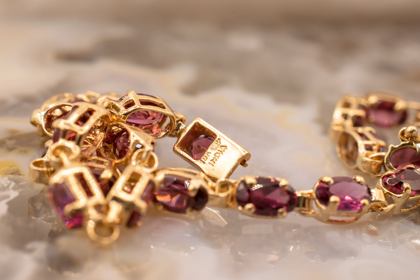 Vintage 10k Yellow Gold Oval Rhodolite Garnet Line Bracelet 7 Inches