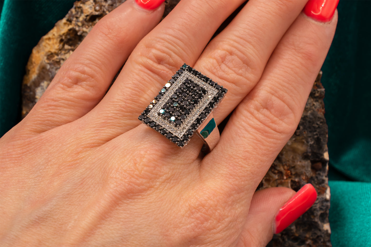Vintage 14 Karat White Gold Ring With Round Brilliant Cut Black Diamonds and White Diamonds