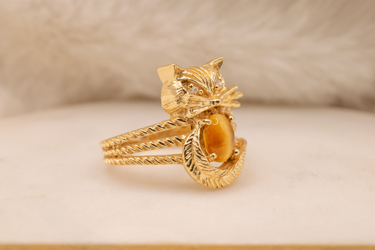 Vintage 14k Yellow Gold Tiger's Eye Quartz & Diamond Kitty Cat Rope Detail Ring