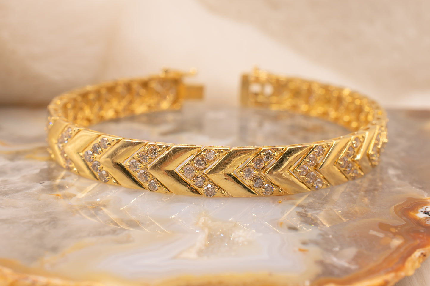 Vintage 18k Yellow Gold Chevron Link Diamond Line Bracelet 7 Inches