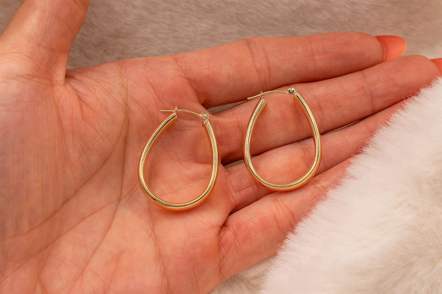 Vintage Estate 14k Yellow Gold Teardrop Shape High Polish 1.2 Inch Flat Edge Hoop Earrings