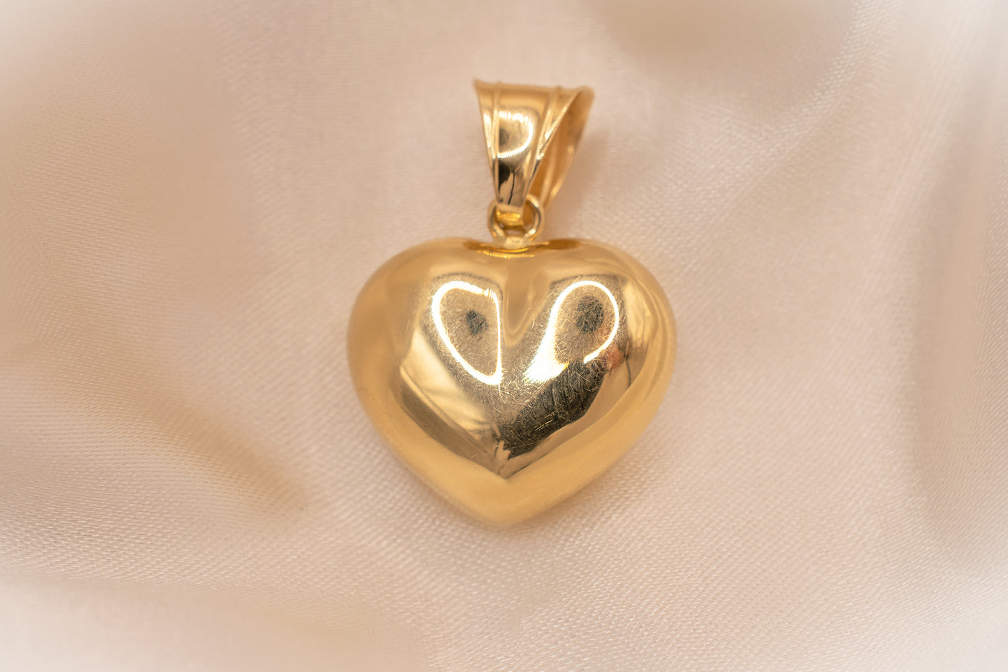 Vintage 14KT Yellow Gold Milor Italy Puffy Heart Pendant