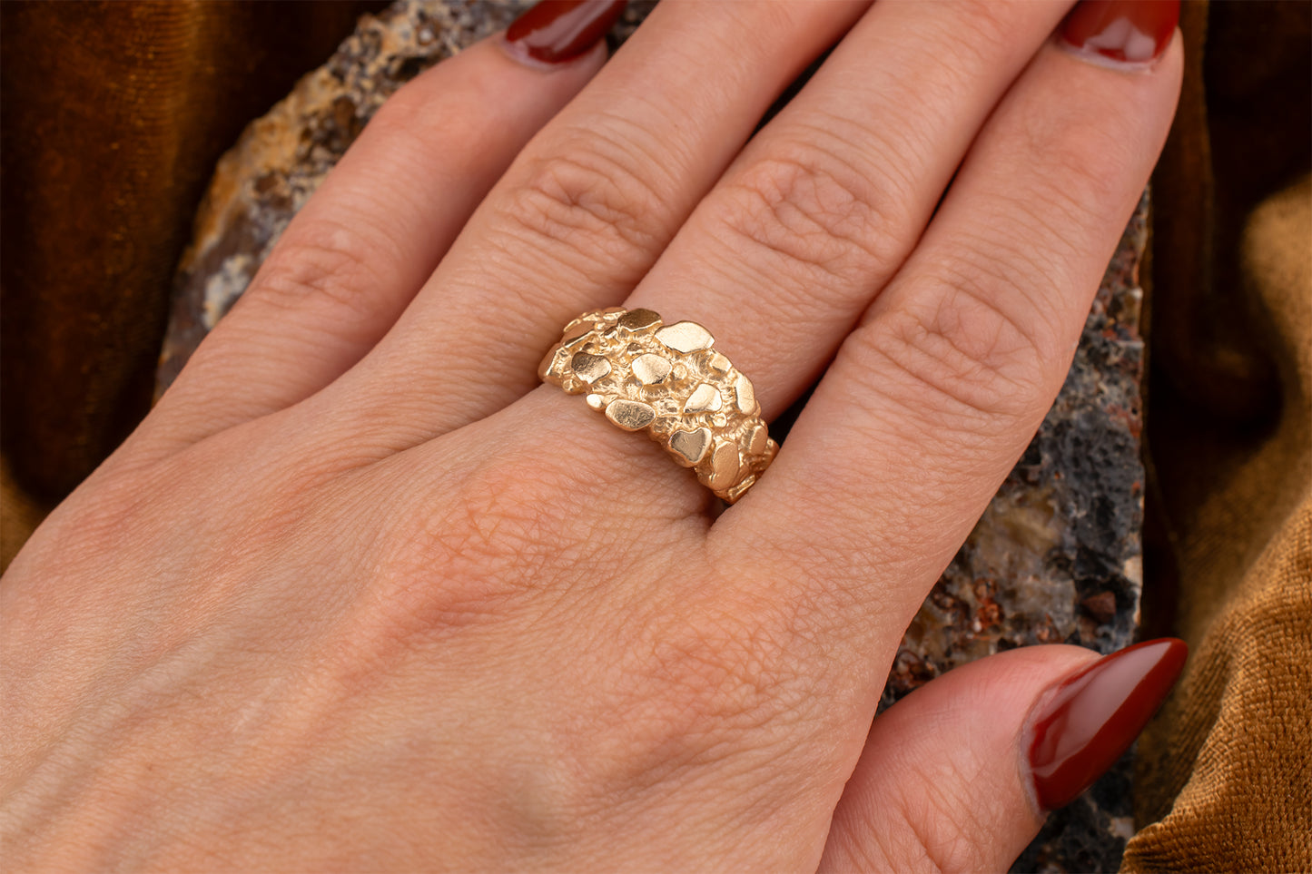 Unisex Vintage 14KT Yellow Gold Chunky Nugget Ring Size 8 1/2 Circa 80s