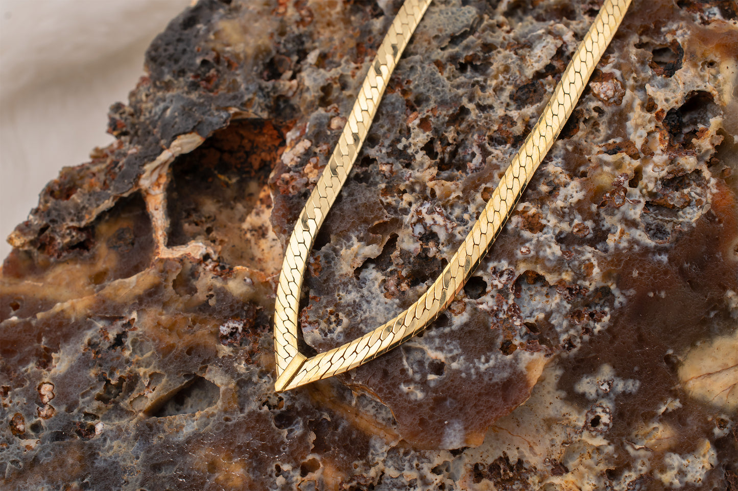 Circa 1980s Vintage 14 Karat Yellow Gold V Herringbone Necklace, Chain, 15.5 Inches 3.2mm