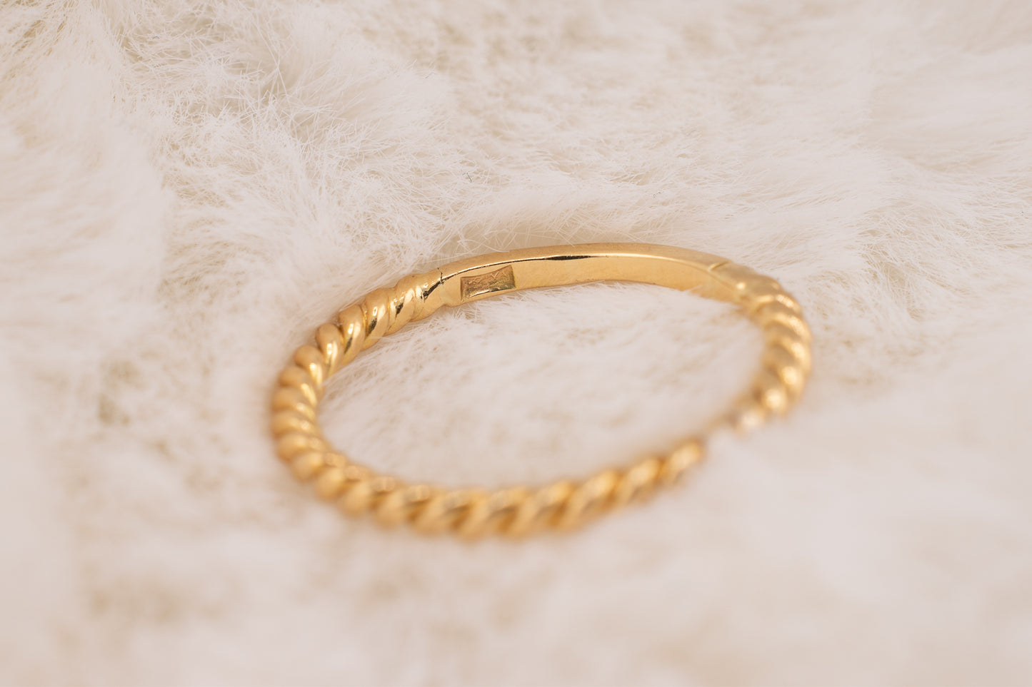Circa early 2000s Vintage Estate Solid 18 Karat Yellow Gold Minimalist Rope Design Band, Stackable Band, 2mm Size 8.75