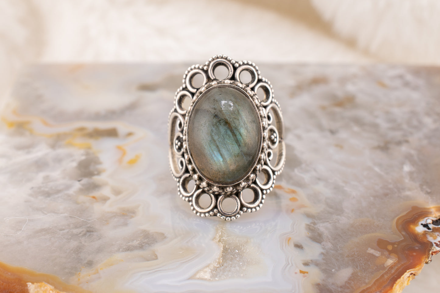 Vintage Sterling Silver Boho Chic Bezel Set 8.96 Carat Labradorite Oval Cabochon Ornate Statement Ring Size 8