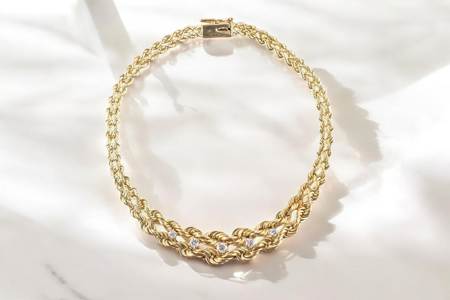 Vintage 14 Karat Yellow Gold Braided Rope 0.21 Carat Round Brilliant Diamond Bracelet 7.5 Inches