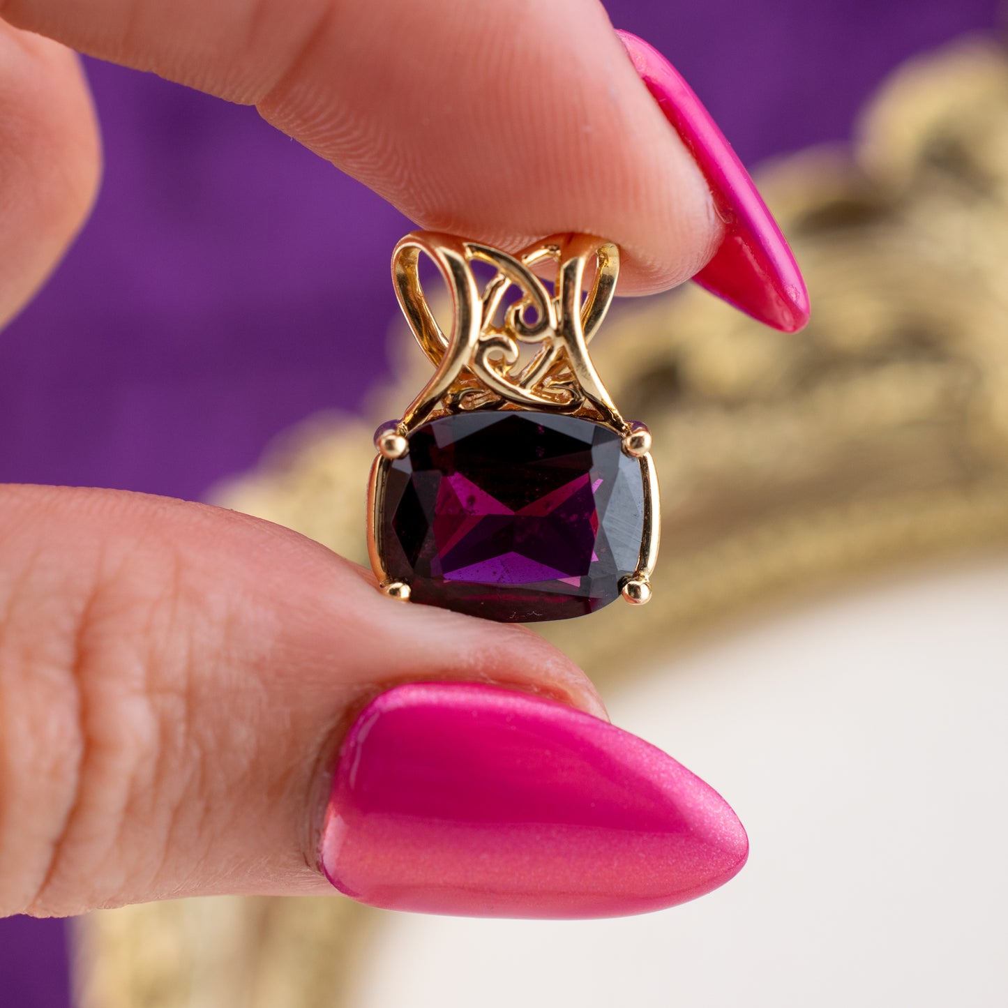 Vintage 90s 14K Yellow Gold 11.25ct Rectangular Cushion Rhodolite Garnet Ornate Slide Pendant
