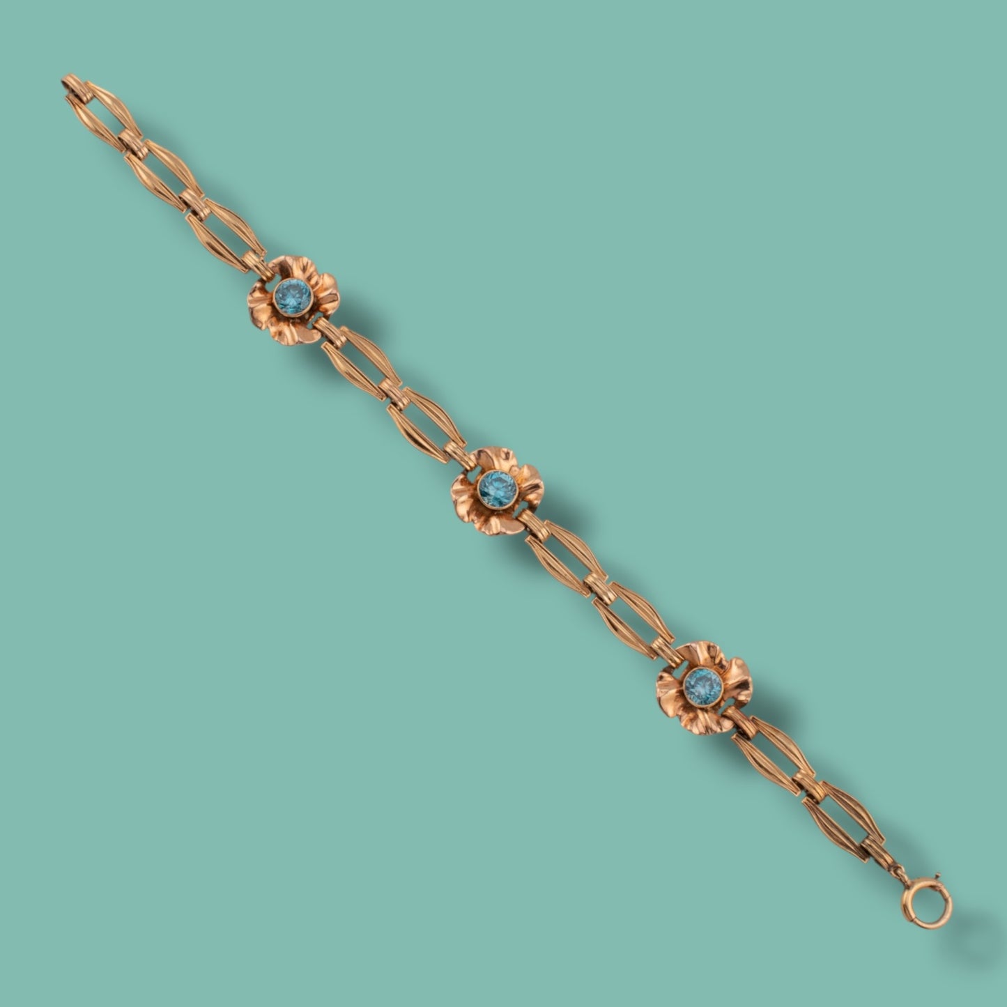 Vintage 1950s 14K Yellow Gold 3.06ctw Natural Blue Zircon Flower Link Bracelet