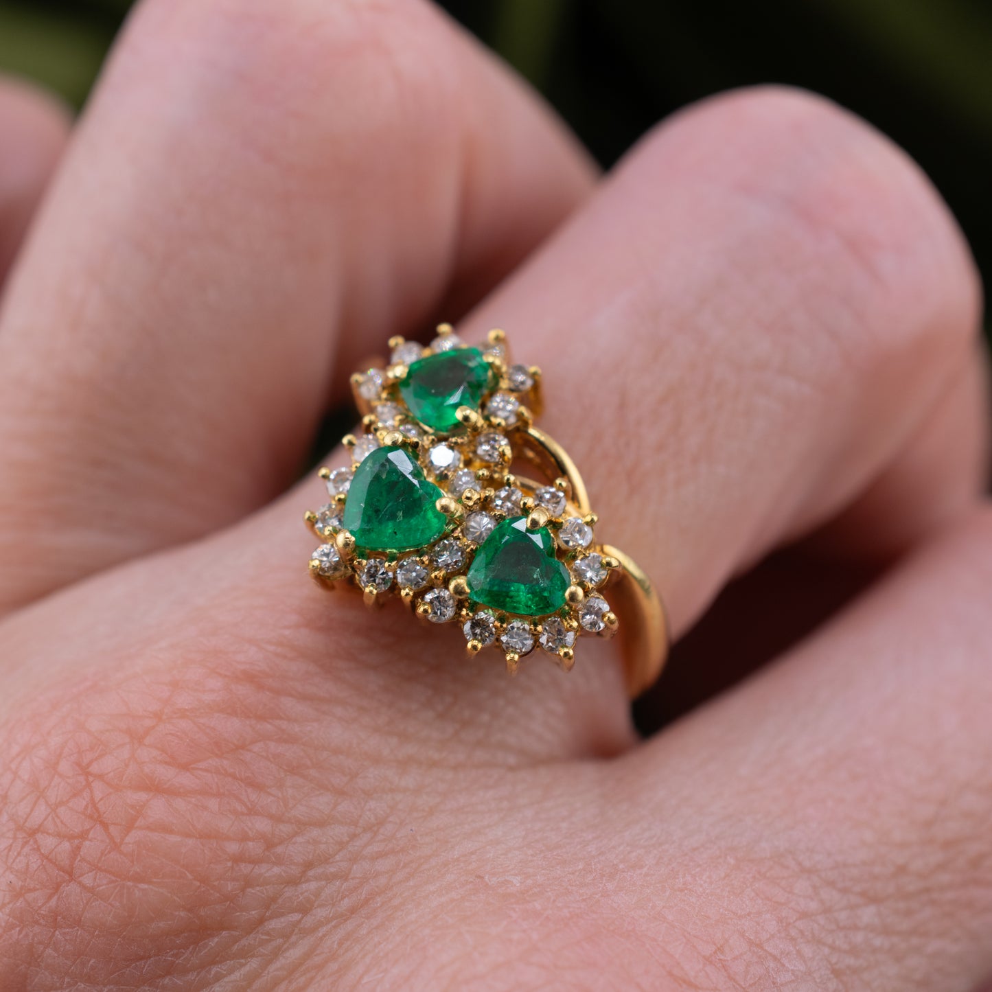 Vintage 16K Gold 0.72ctw Natural Emerald & Diamond Heart Cluster Ring Size 6
