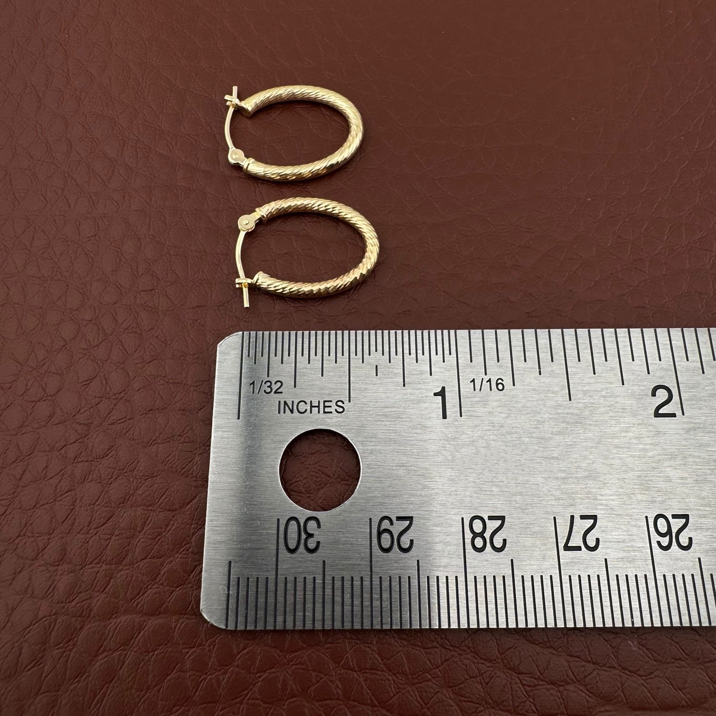 Vintage 14K Yellow Gold Diamond Cut Small Hoop Earrings 0.6g 18mm