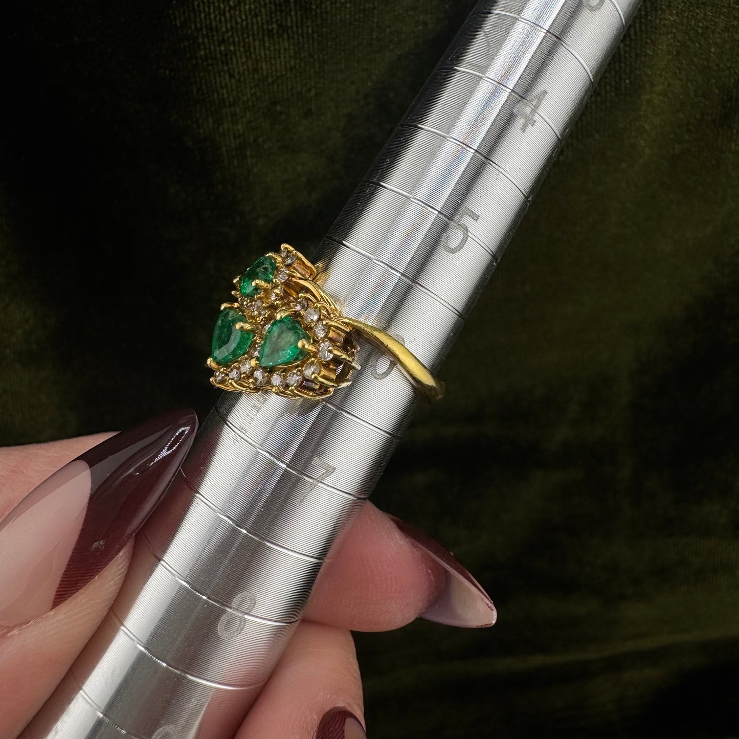 Vintage 16K Gold 0.72ctw Natural Emerald & Diamond Heart Cluster Ring Size 6