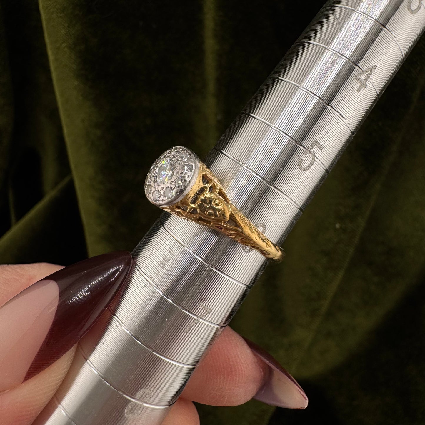 Art Deco 1920s-30s 18K Gold Platinum 0.33ctw Diamond Cluster Ring Transitional Cut Size 6