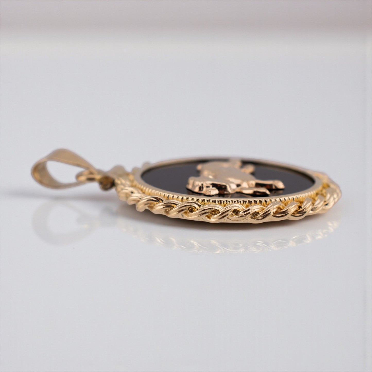 Vintage 14K Yellow Gold Aries Zodiac Pendant with Black Onyx and Rope Bezel Circa 80s-90s